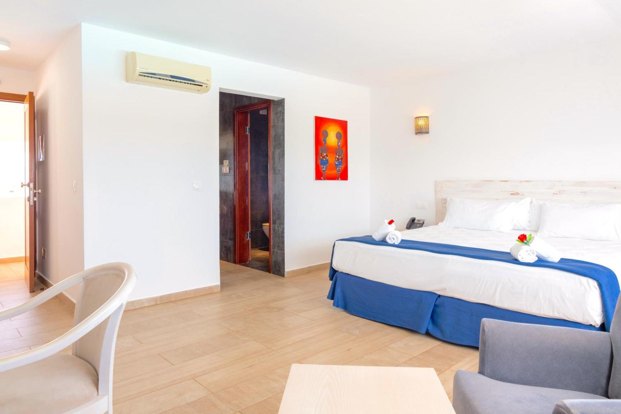 Hotel Livvo Budha Beach Santa Maria Kültér fotó