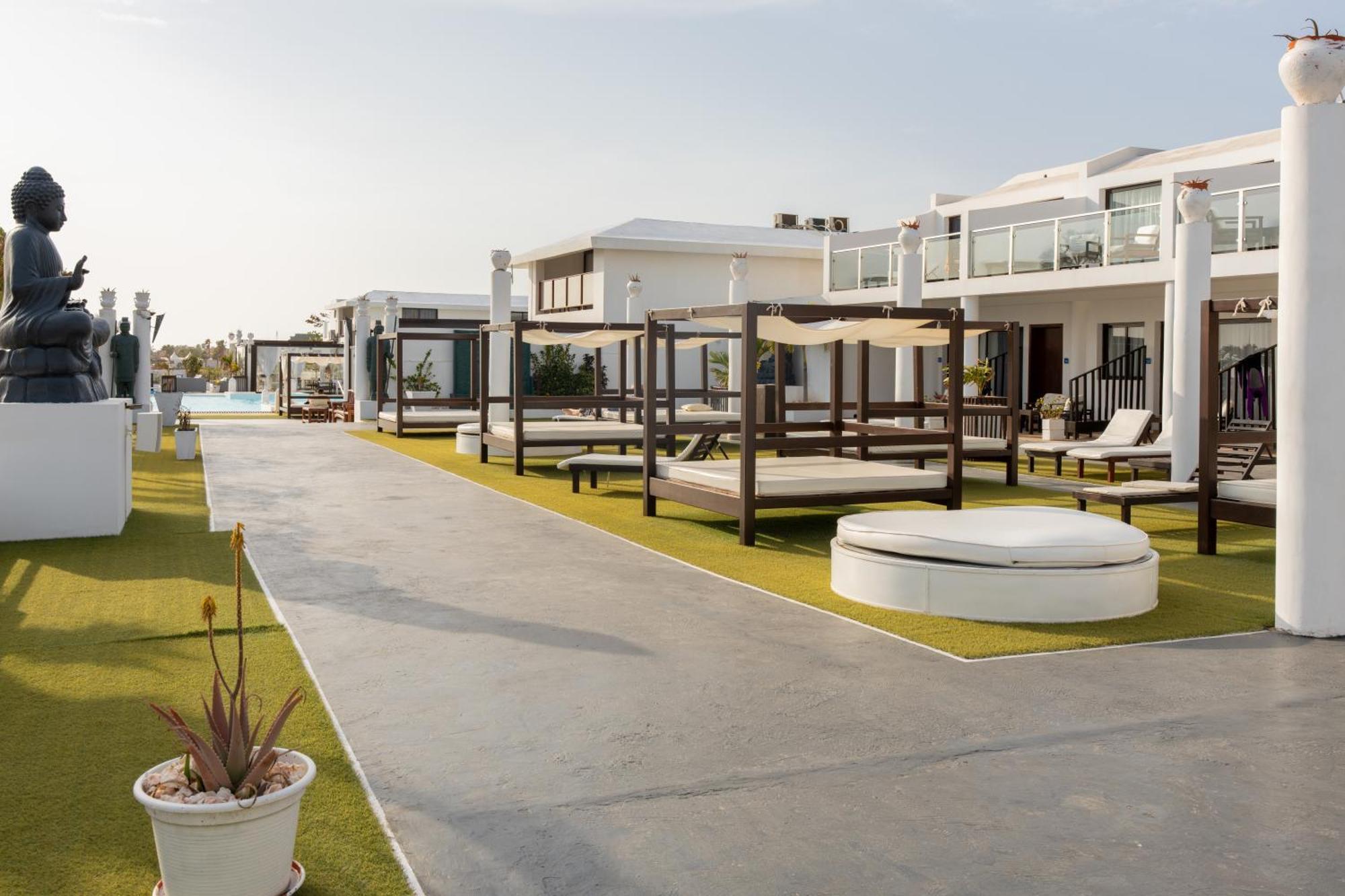 Hotel Livvo Budha Beach Santa Maria Kültér fotó